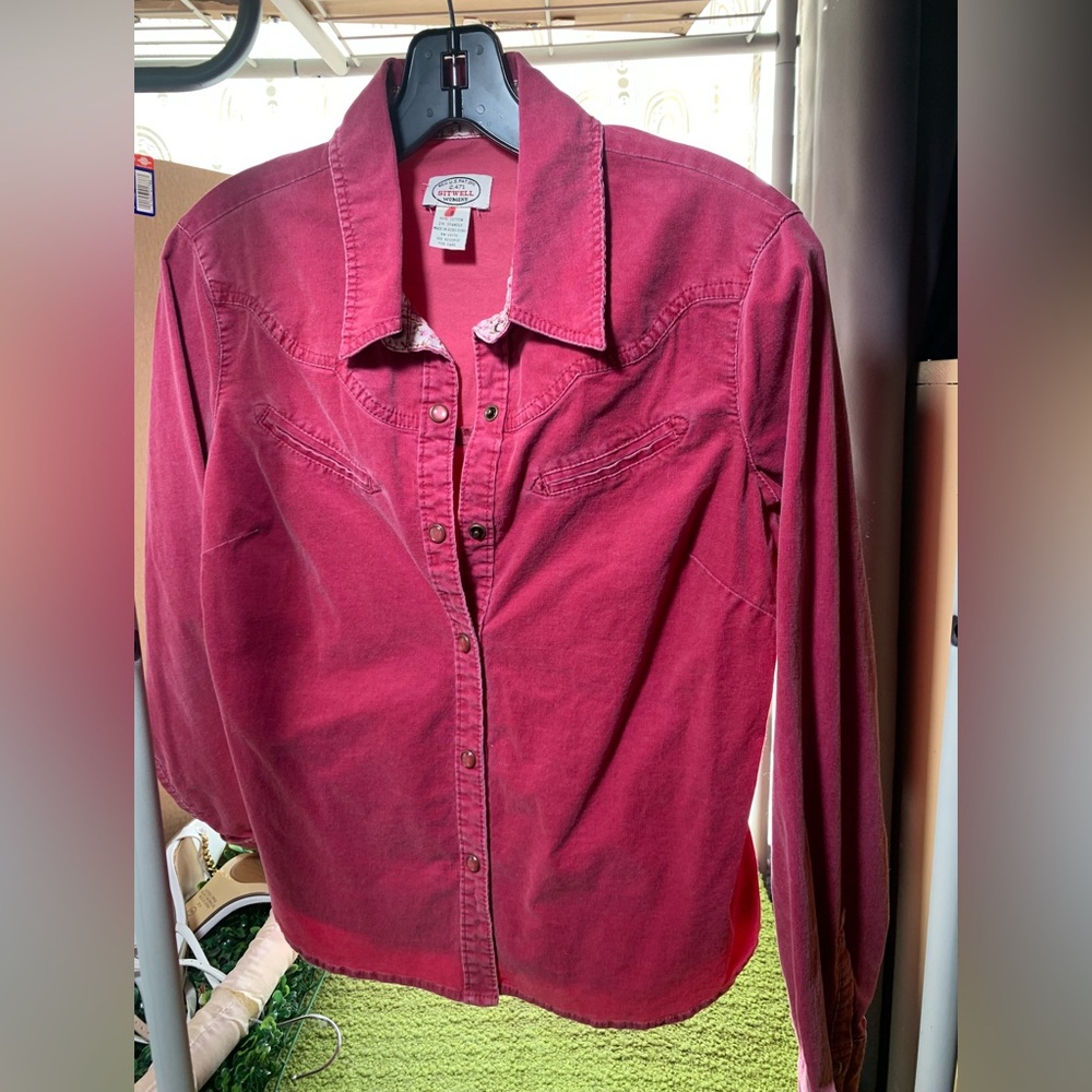 Wrangler Women's Button-Down Western Shirt - Raspberry